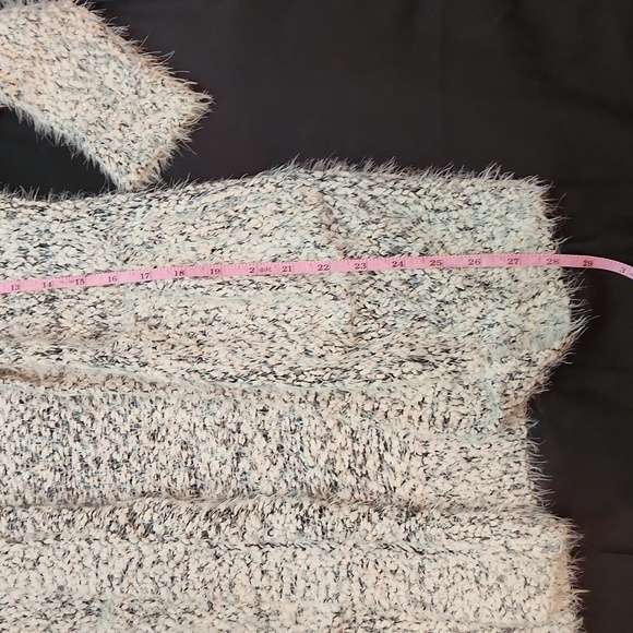 Lush black and gray shaggy knit open front cardigan - Picture 5 of 10